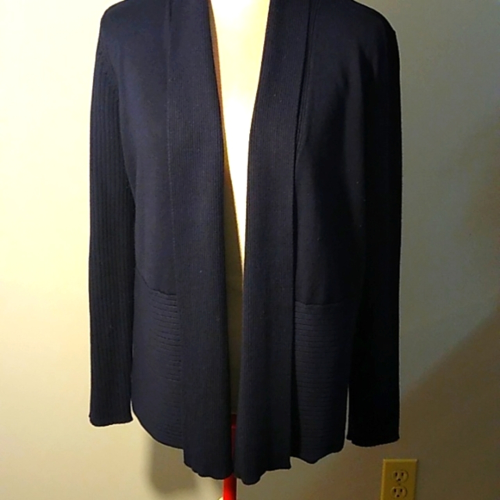 Verve ami cardigan sweater, Navy Size Large $12